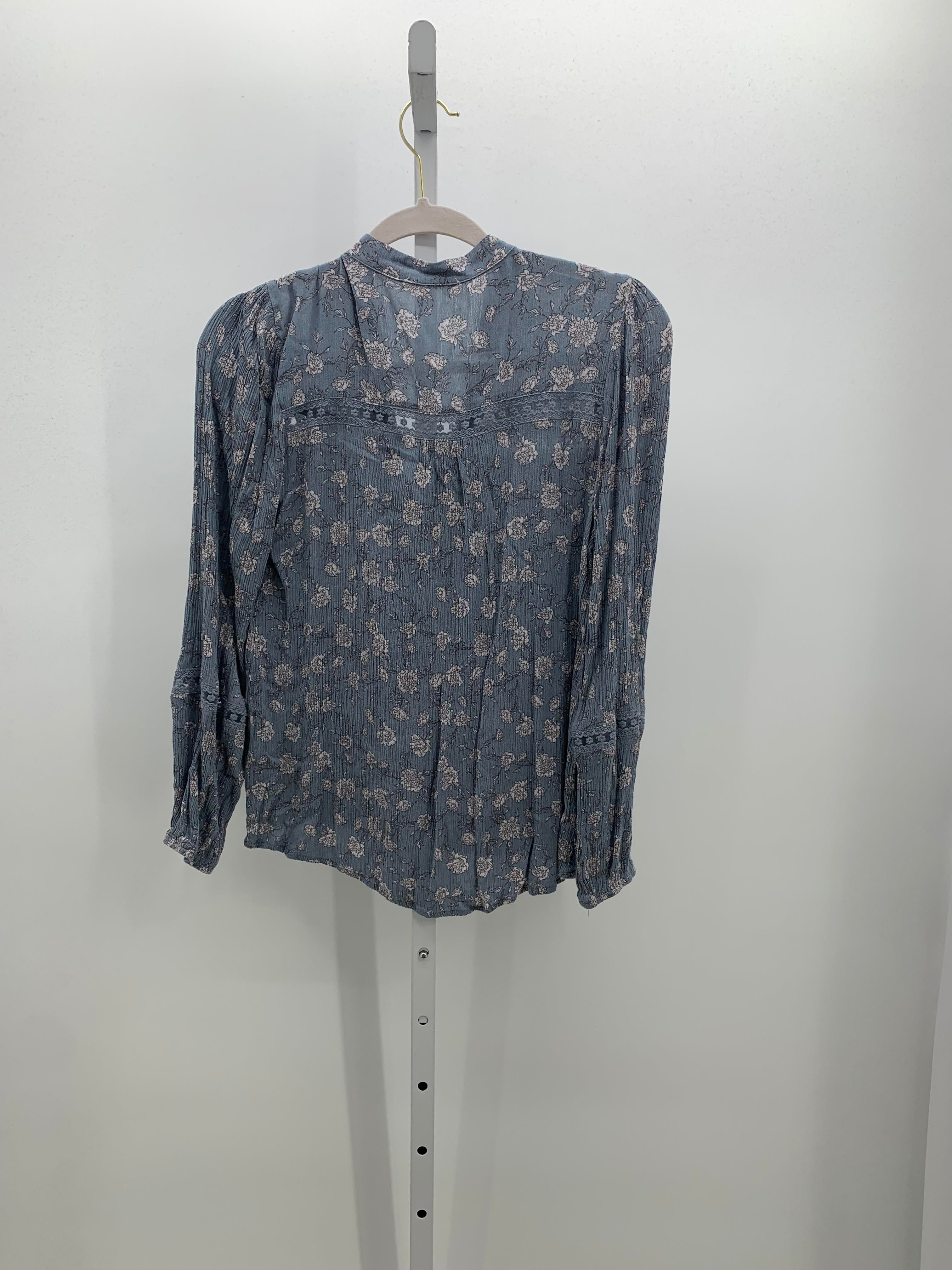 Everleigh Size X Small Misses Long Sleeve Shirt