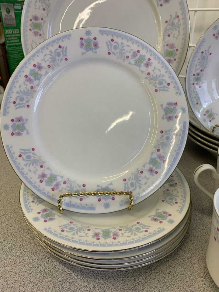 25 PC "SERENADE" LIGHT BLUE PINK FLOWERS PLATINUM TRIM DINNER SET.