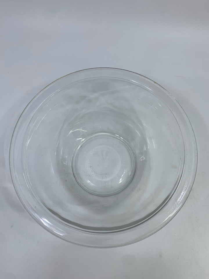 CLEAR PYREX MIXING BOWL.