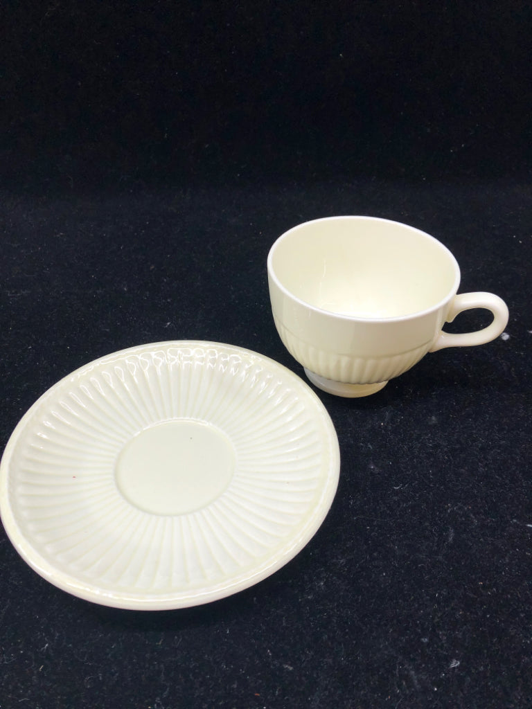 12PC- SVC 6 VTG WEDGWOOD RIBBED TEACUP AND SAUCER SET.