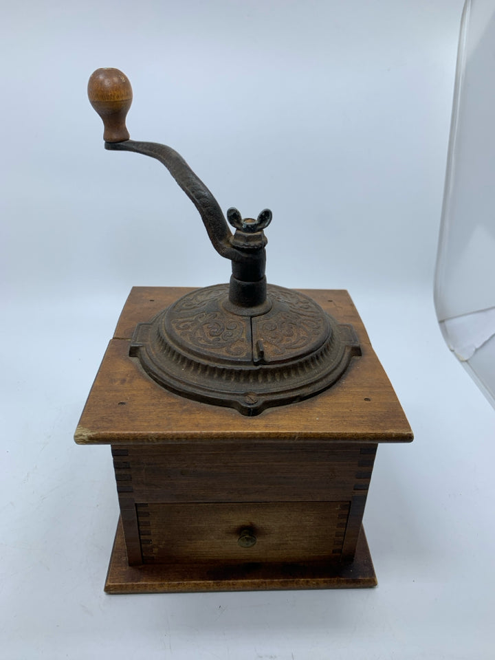VTG COFFEE MILL/GRINDER.