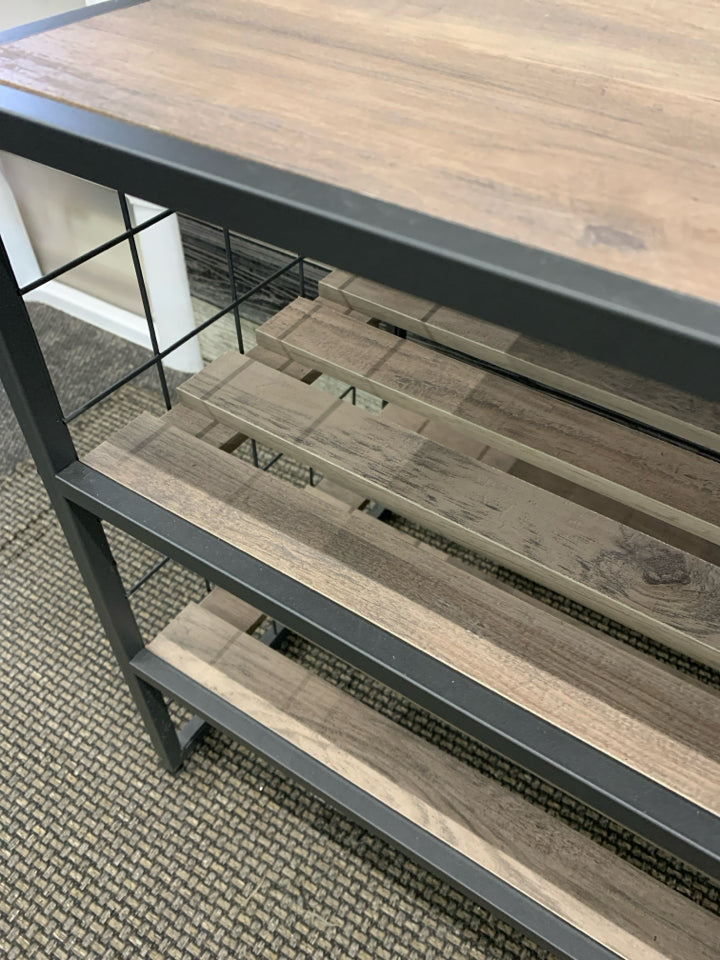 MODERN INDUSTRIAL SHOE-RACK W/GRAY WOOD & 2 SHELVES.