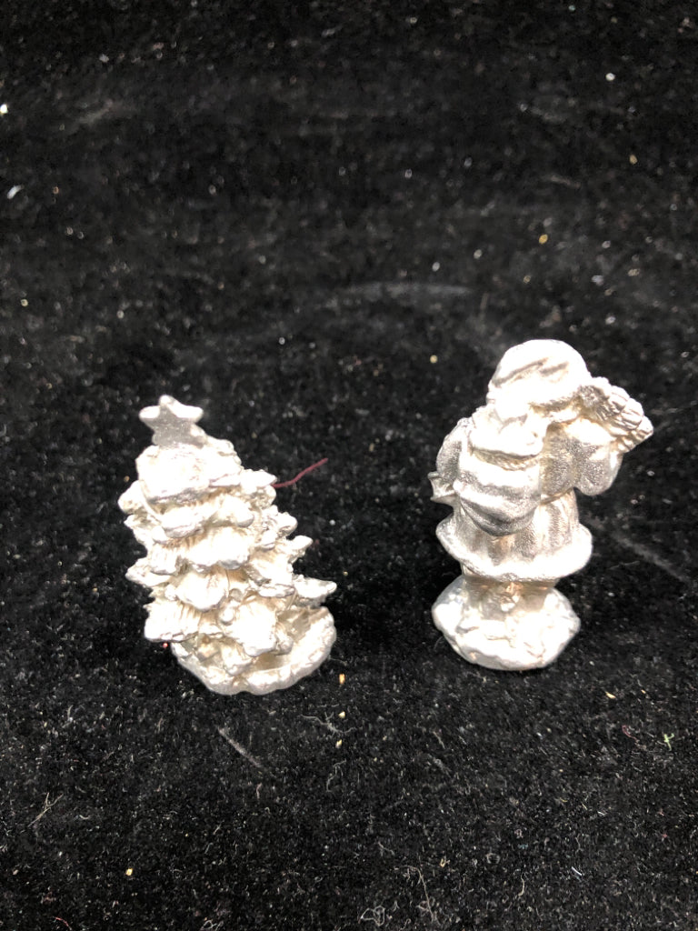 PEWTER SANTA AND PINE TREE IN BAG.