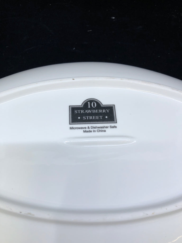 LARGE OVAL WHITE SERVING DISH.
