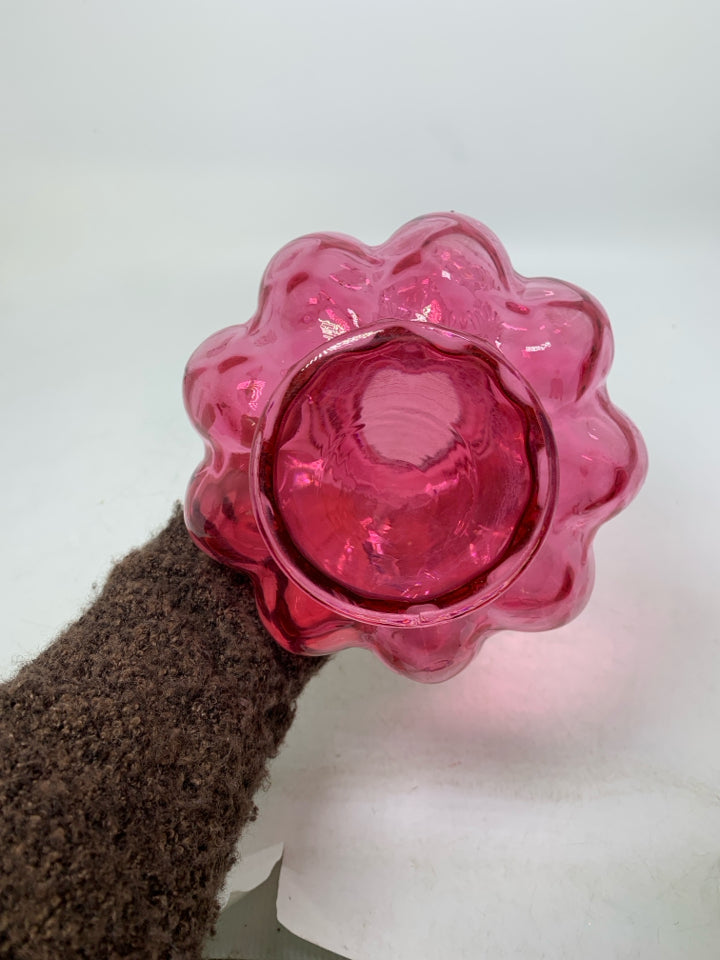VTG FENTON RUFFLED RIM MELON VASE.