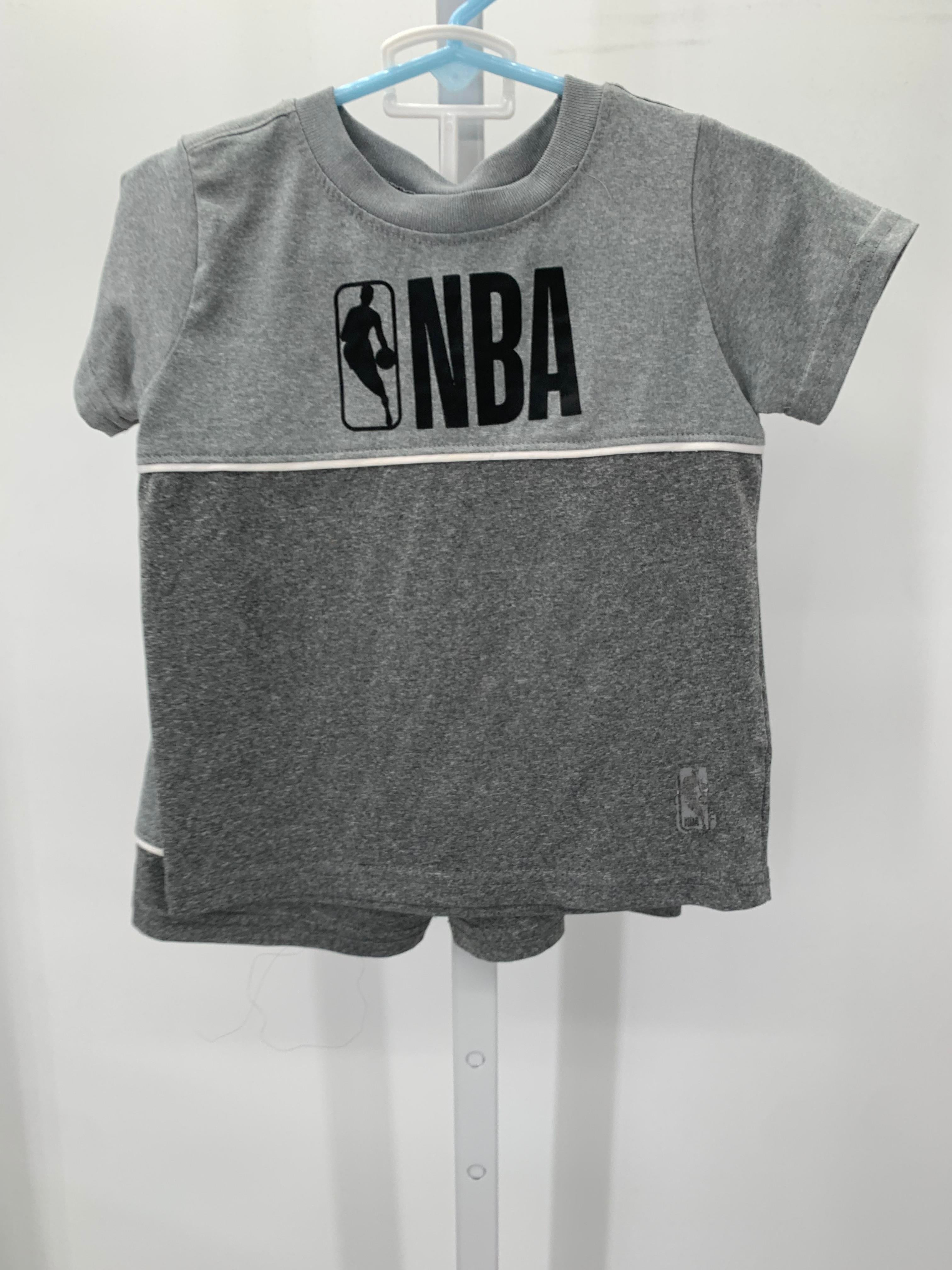 ACTIVE WEAR SHIRT AND SHORTS