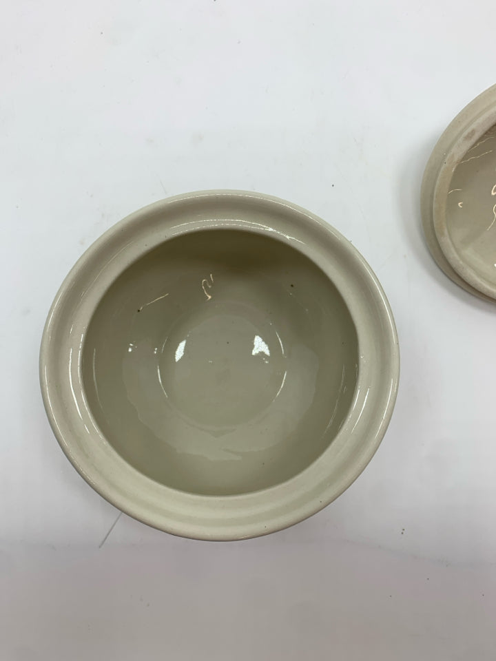 2PC CREAM BLUE RIM SUGAR CREAMER SET.