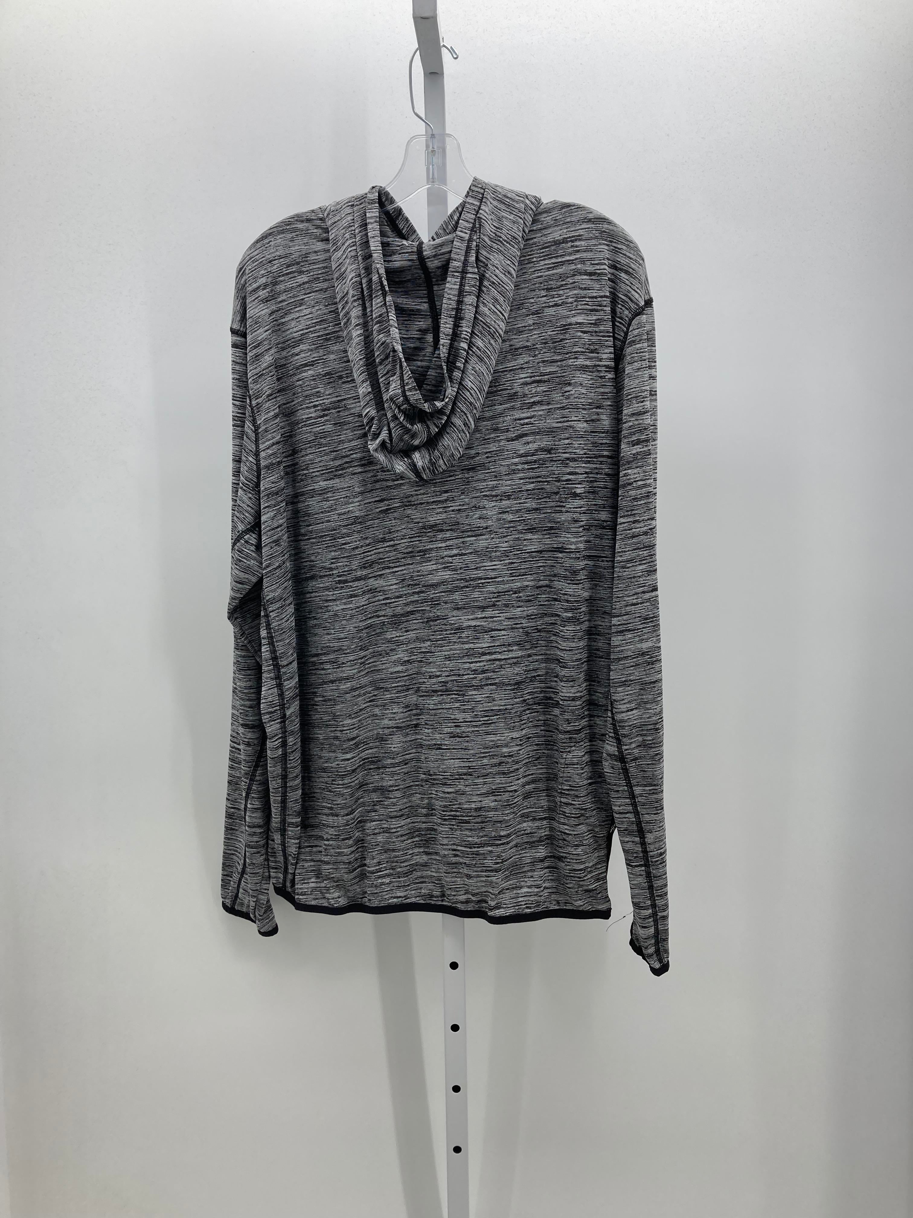 HOODED ACTIVE