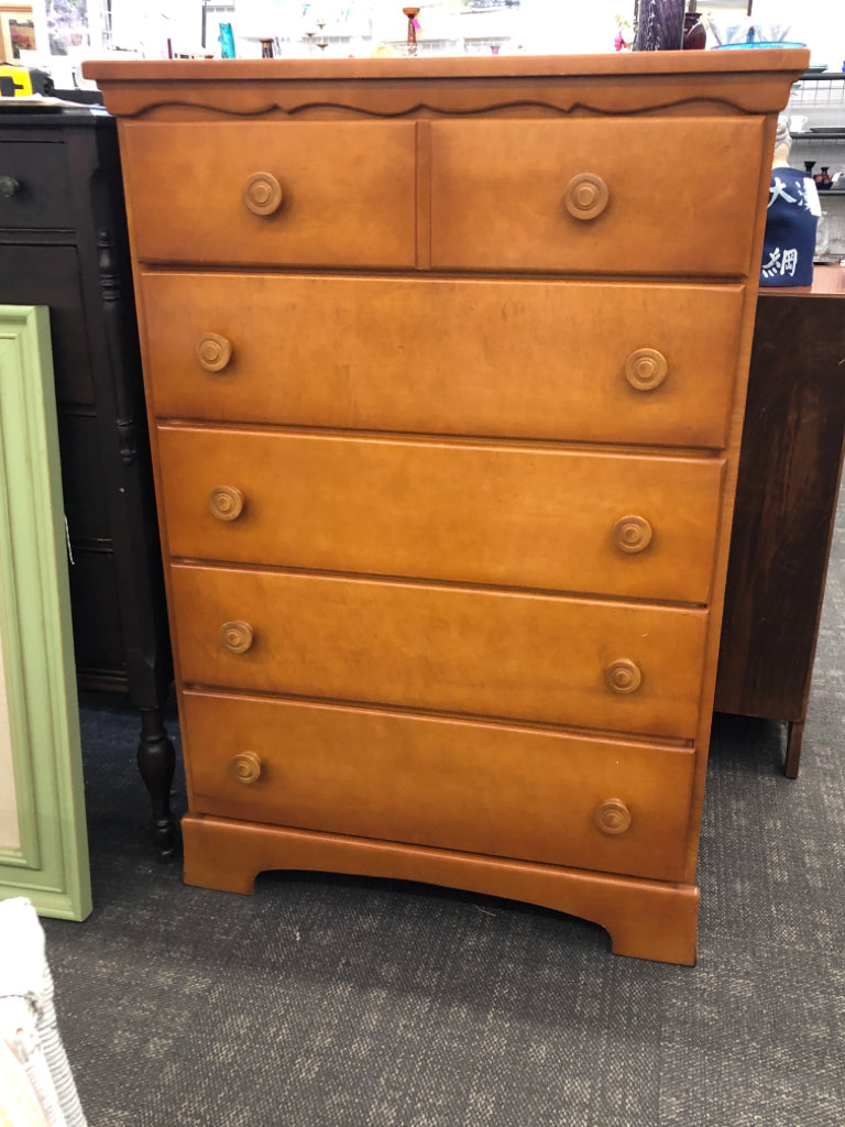 VTG TALL 5-DRAWER JAMESTOWN BURNS MAPLE DRESSER.