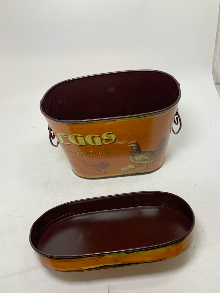 METAL EGGS OVAL BUCKET W/ LID.
