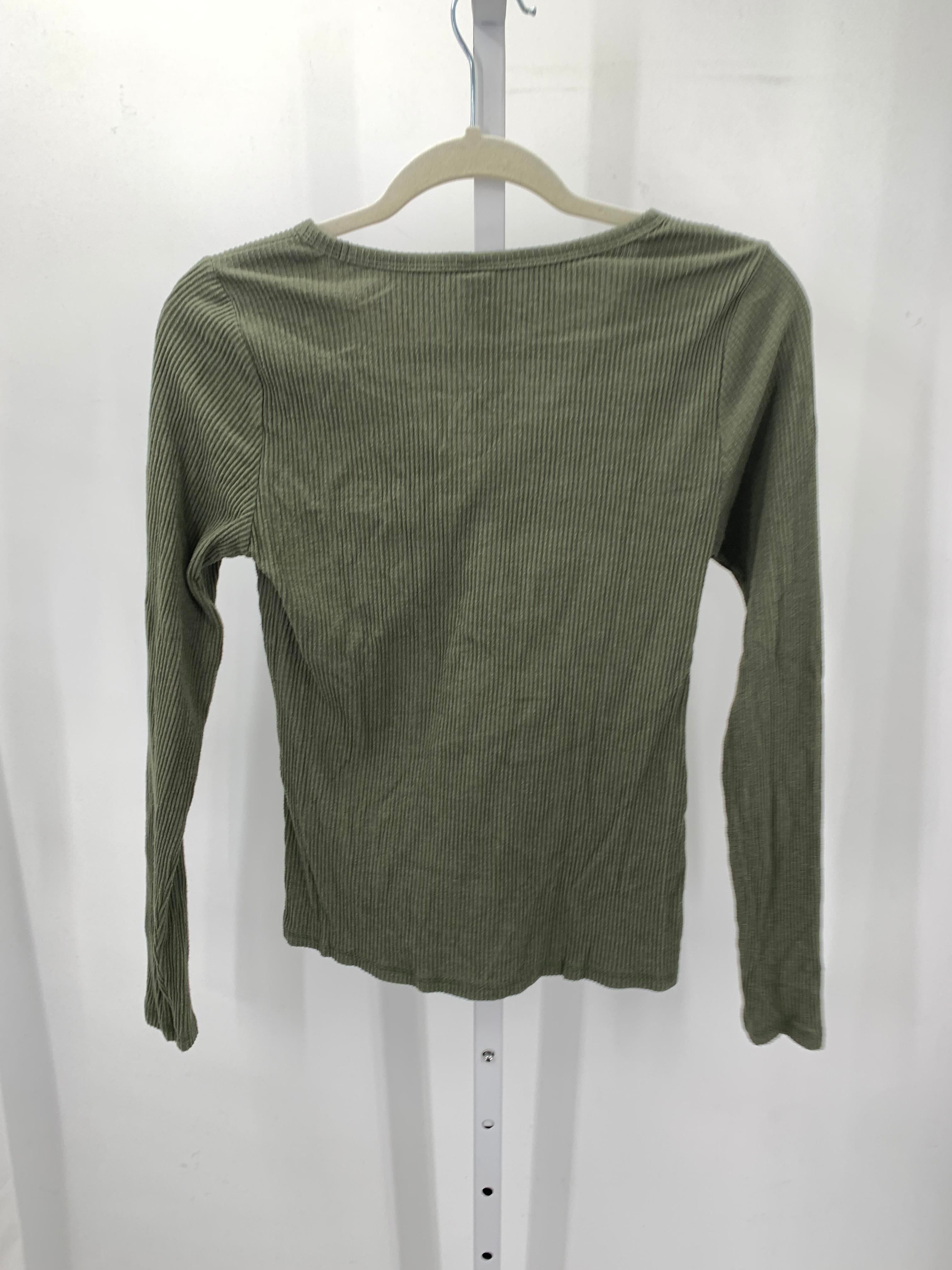 Old Navy Size Medium Misses Long Sleeve Shirt