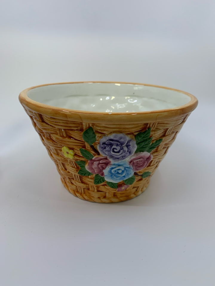 CERAMIC EASTER BASKET W/ BUNNIES/EGGS.