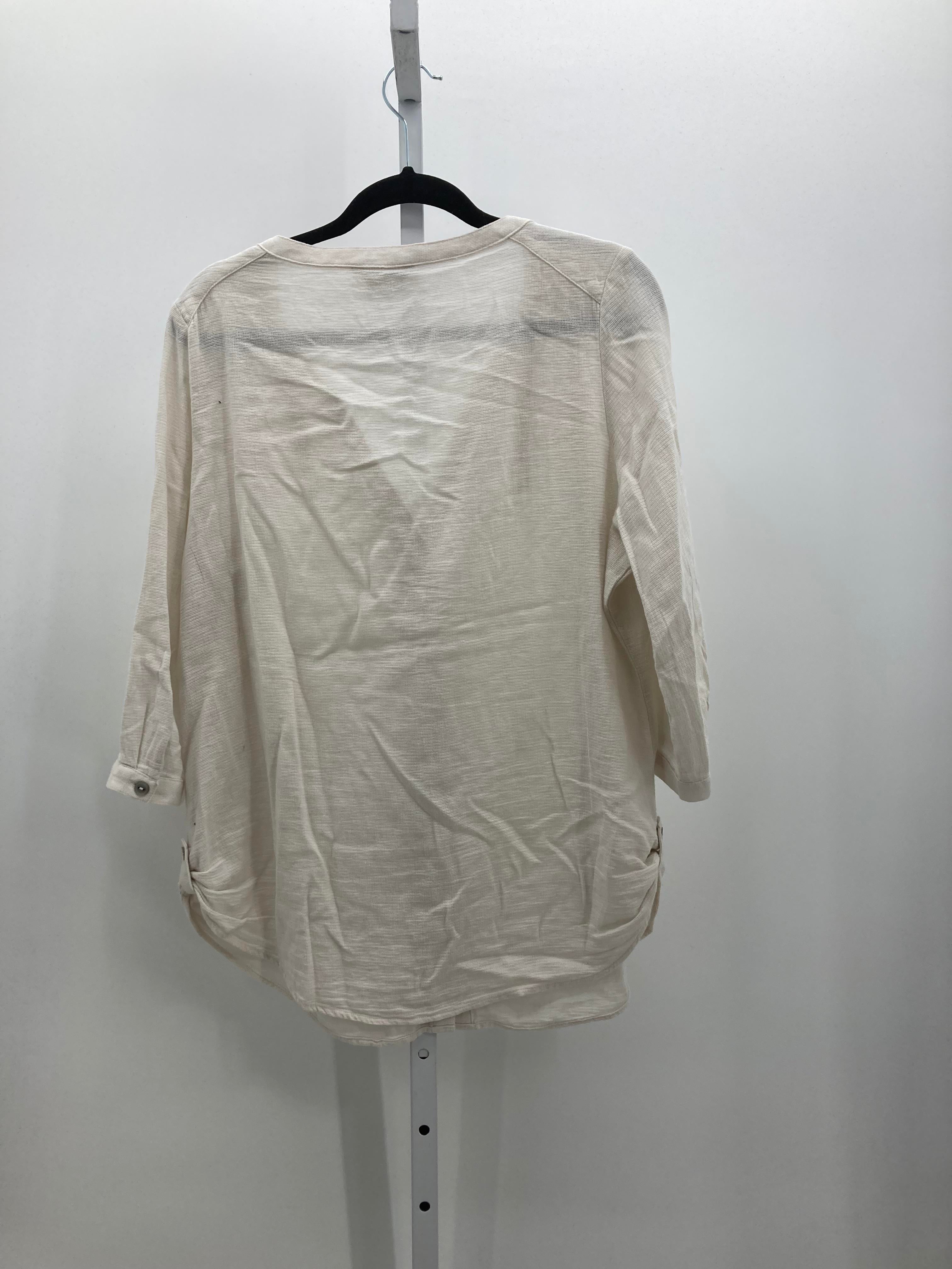 Size Extra Large Misses 3/4 Sleeve Shirt