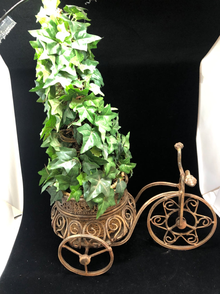 FAUX IVY TOPIARY TREE IN BICYCLE.