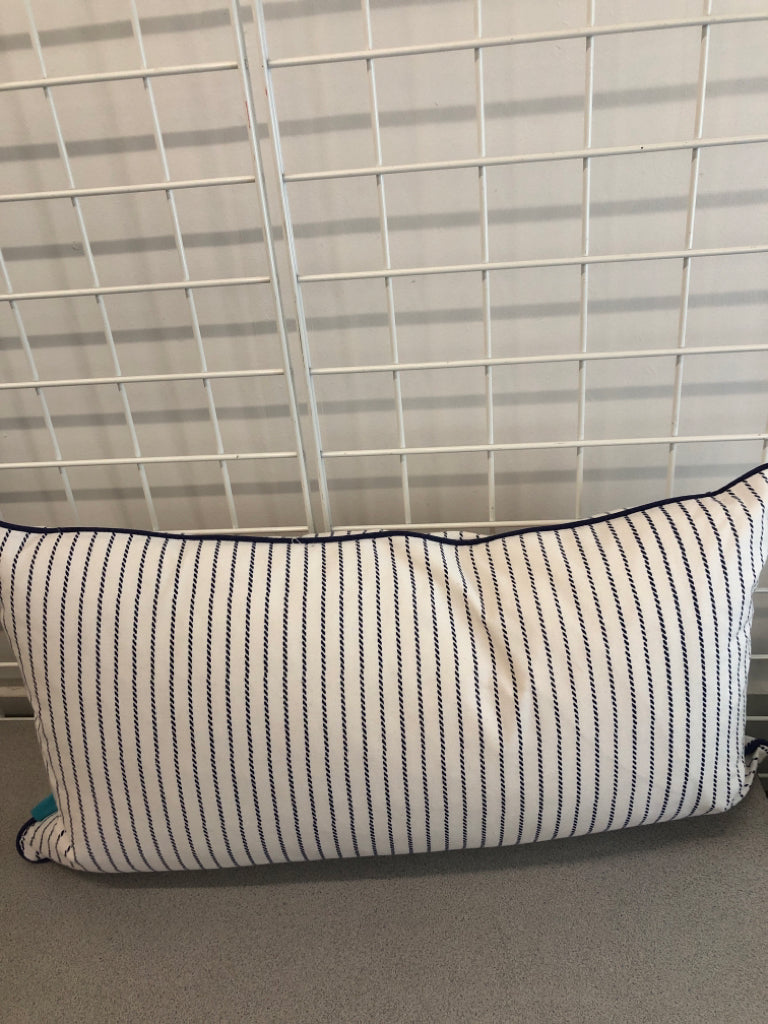 LONG WHITE/BLUE "BEACH" PILLOW.