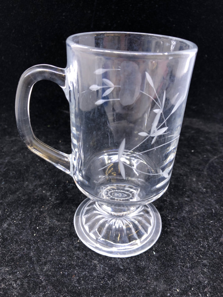 4 VTG PRINCESS HOUSE GLASS FOOTED MUG.