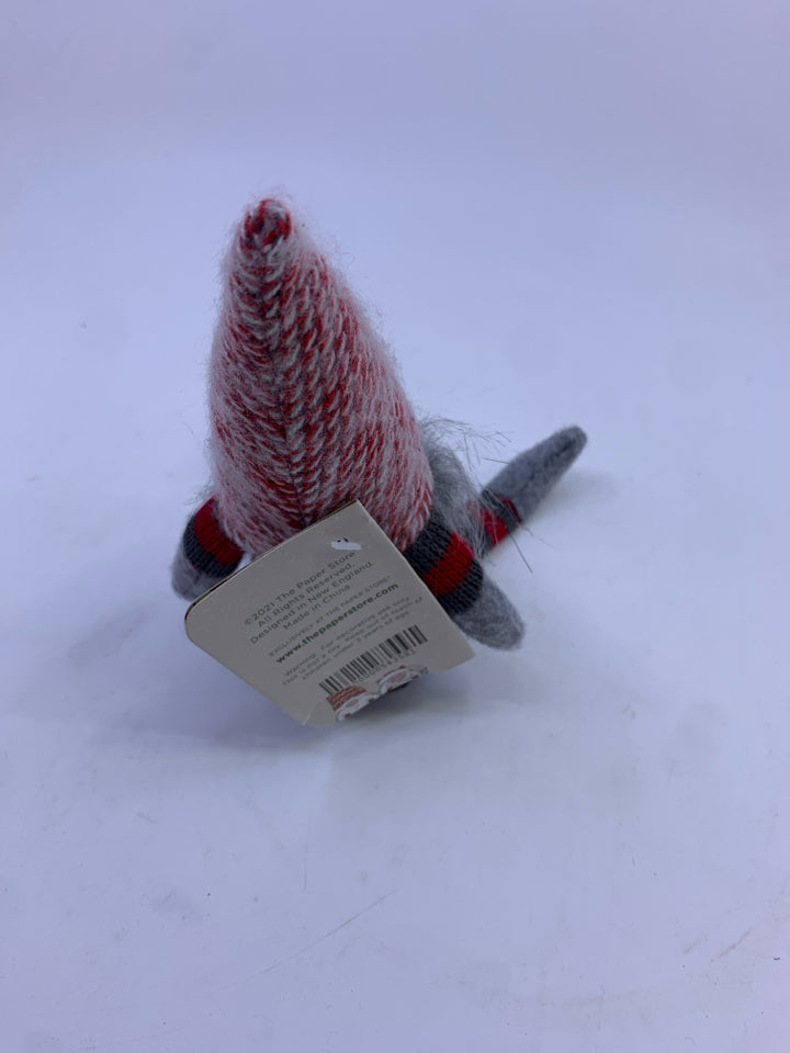 GREY HOLIDAY GNOME.