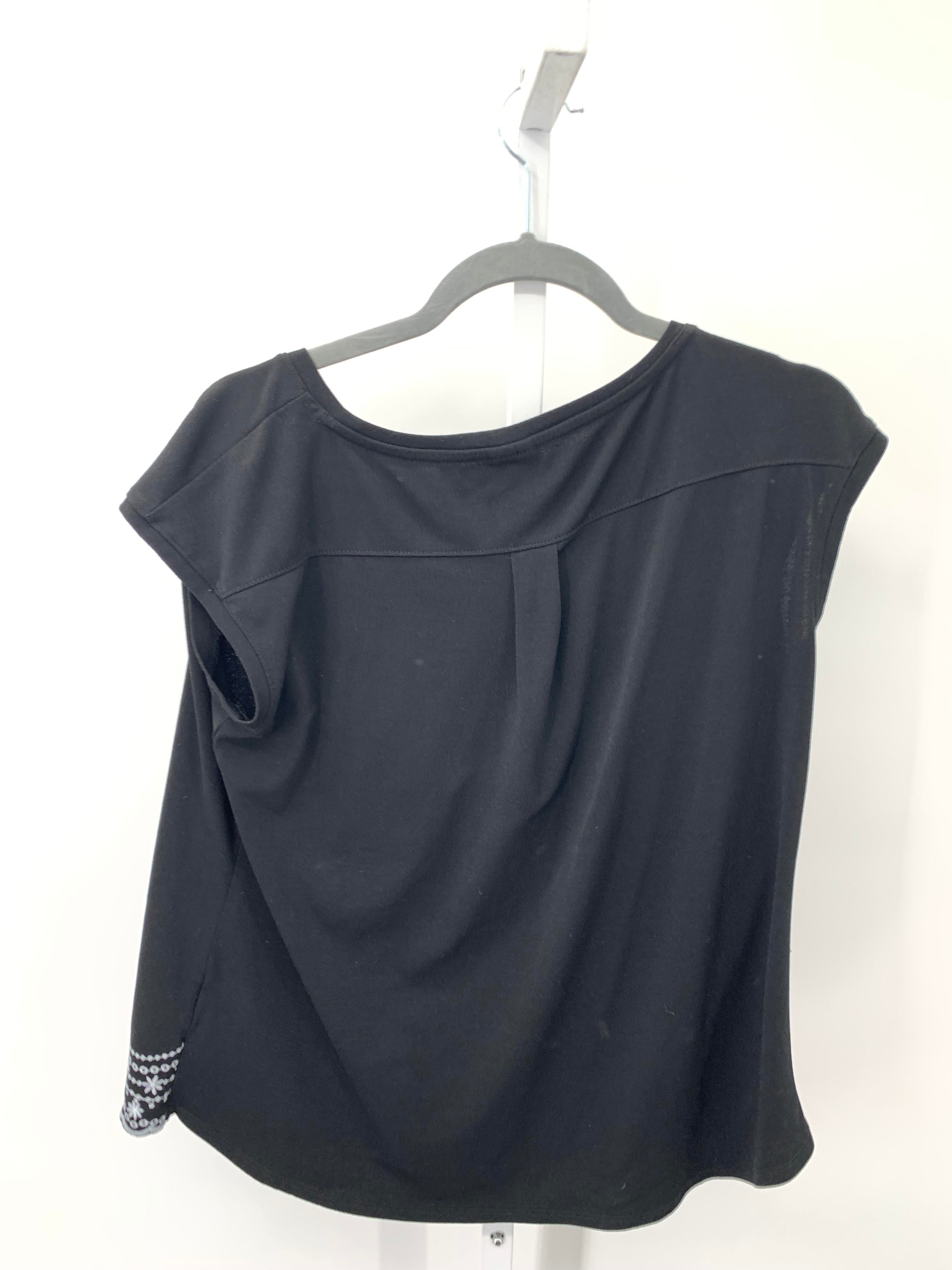 Elle Size Medium Misses Short Sleeve Shirt