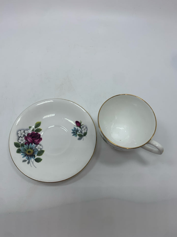 VTG BURGUNDY ROSES/BLUE DAISIES CUP/SAUCER.
