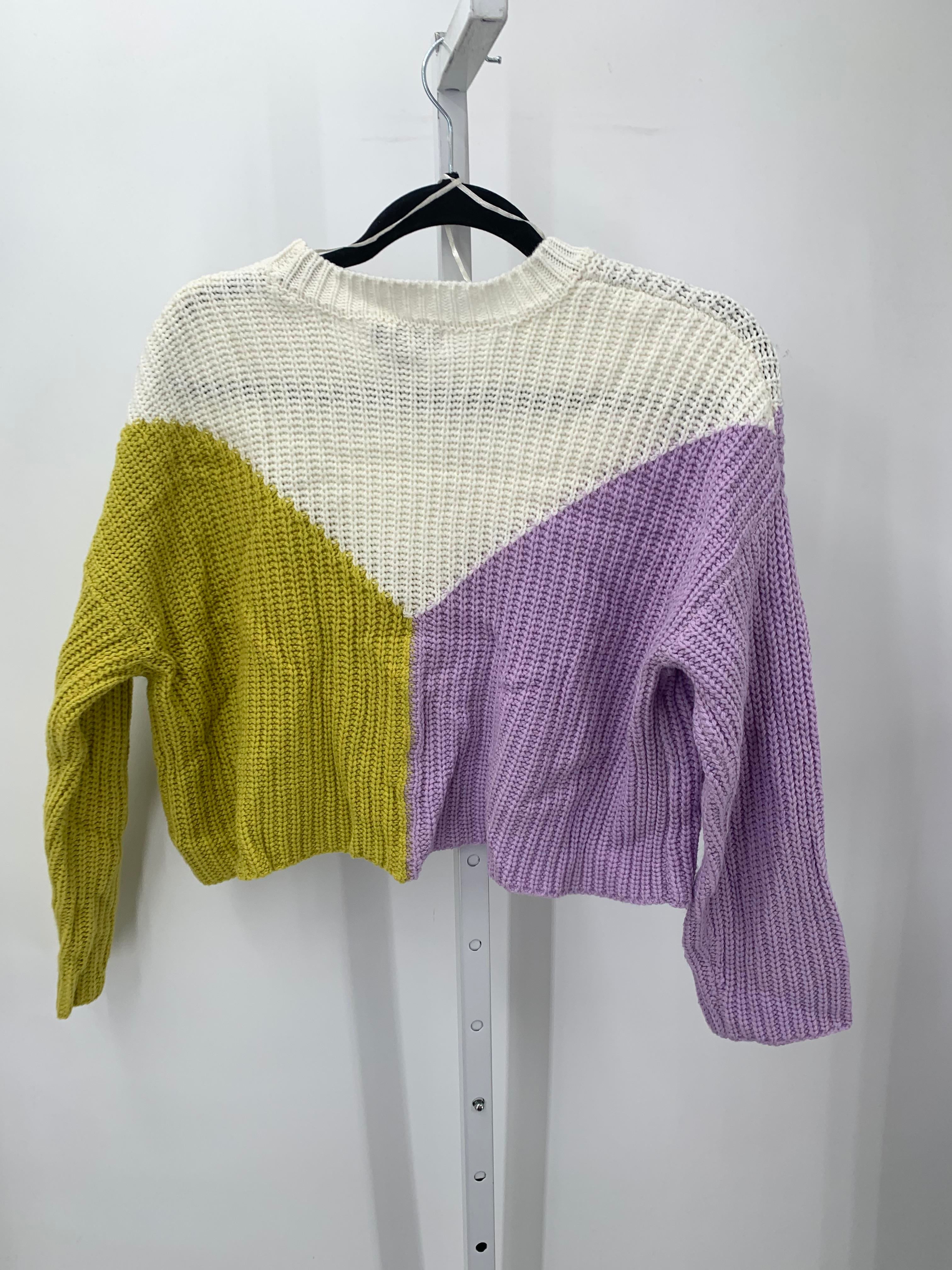 Size Small Juniors Long Sleeve Sweater