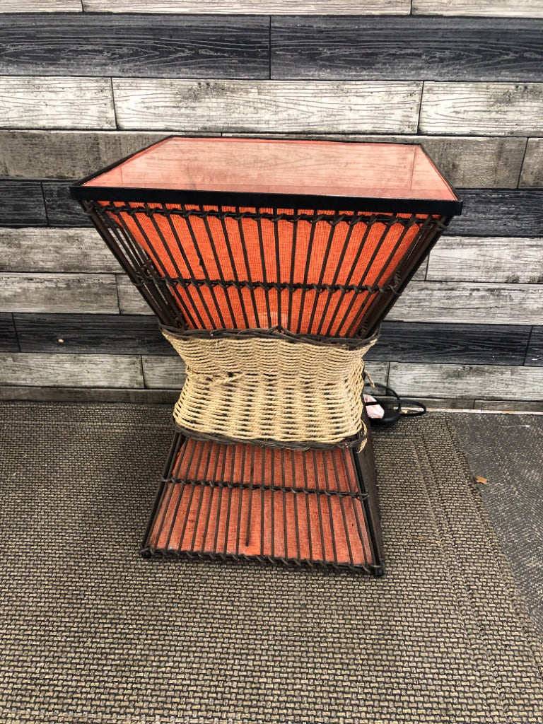BURNT ORANGE FABRIC BASE W/ BLACK WICKER CAGE GLASS TOP SQUARE TABLE/LAMP.