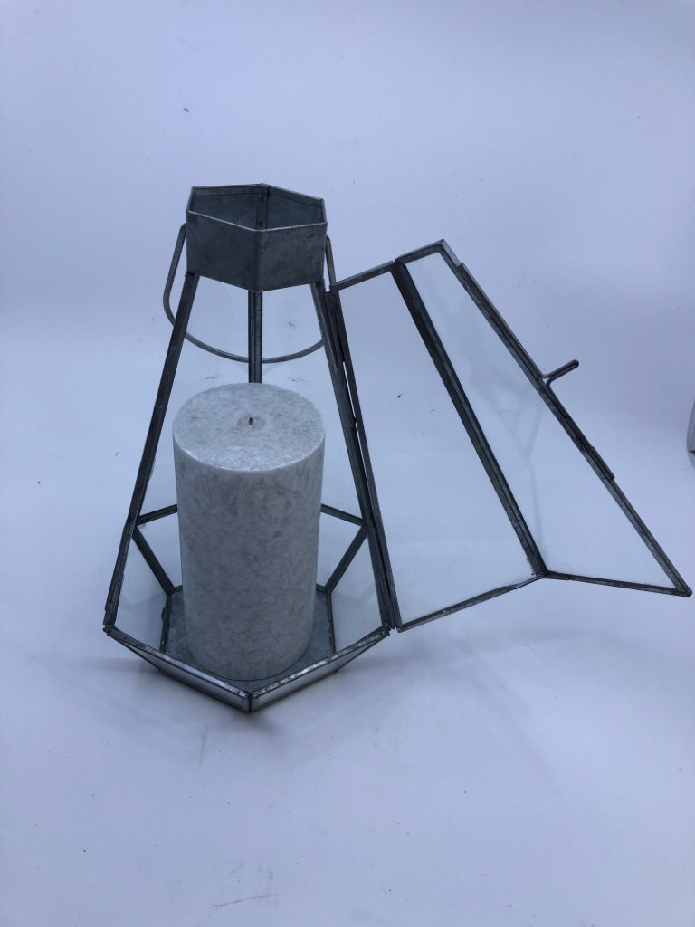 ABSTRACT GLASS METAL LANTERN W CANDLE.