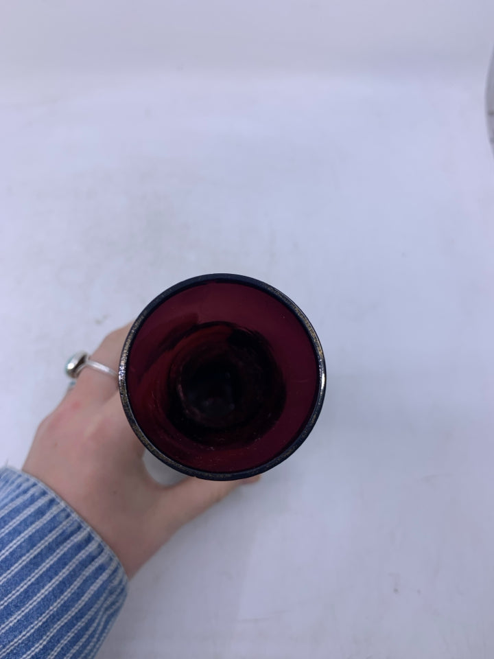 VTG PAINTED BUD VASE.