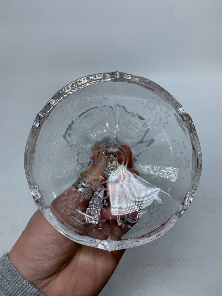FOOTED PRESSED CLEAR GLASS SMALL CANDY DISH W/ LID.