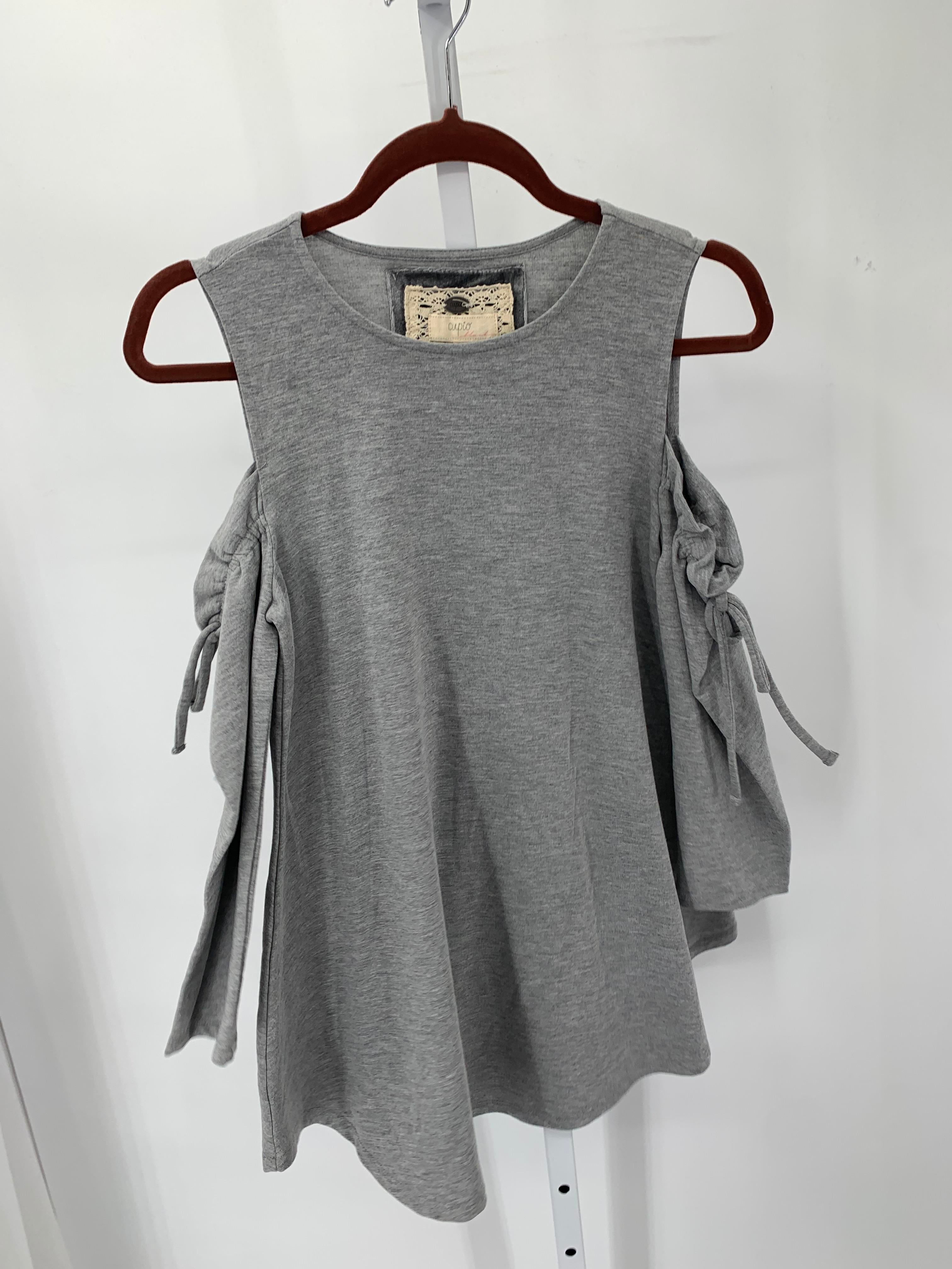 Cupio Size Small Juniors Long Sleeve Shirt