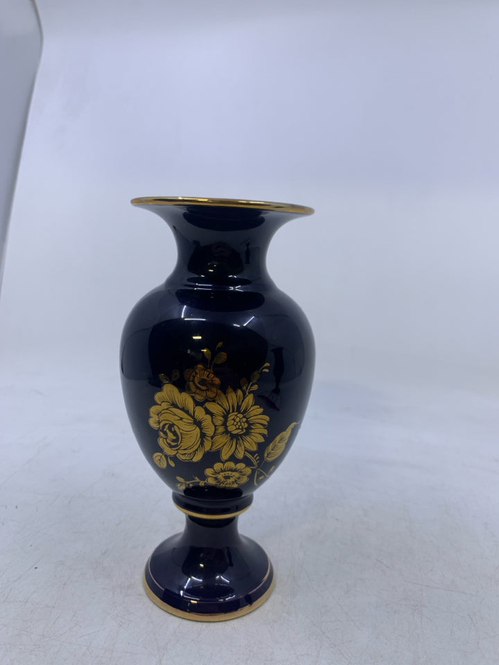 FOOTED COBALT BLUE VASE W/ ROSES.