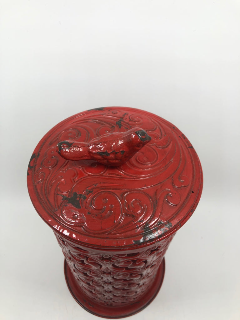 DISTRESSED RED BIRD CANDLE SLEEVE.