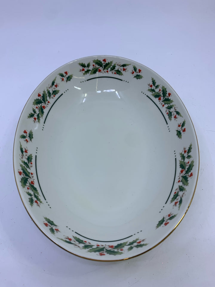 OVAL CREAM HOLLY RIMMED BOWL.