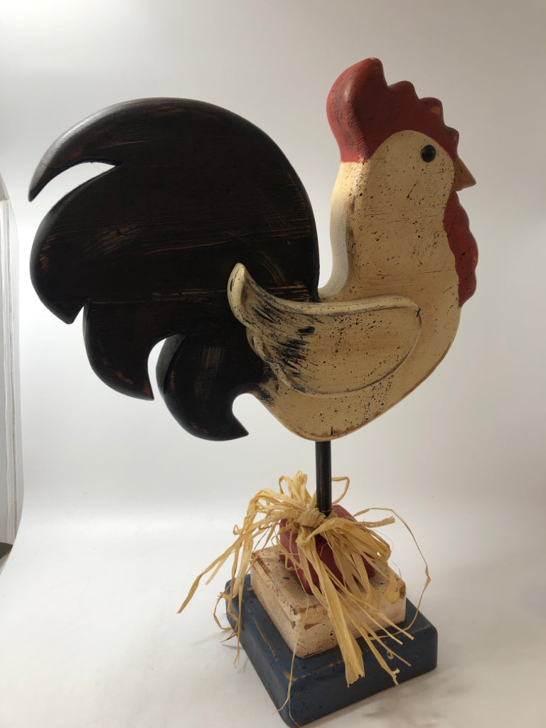 LAYERED WOODEN CHICKEN.