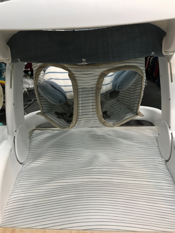 InGenuity Prop Spot Learn-to-Sit Floor Seat for Baby