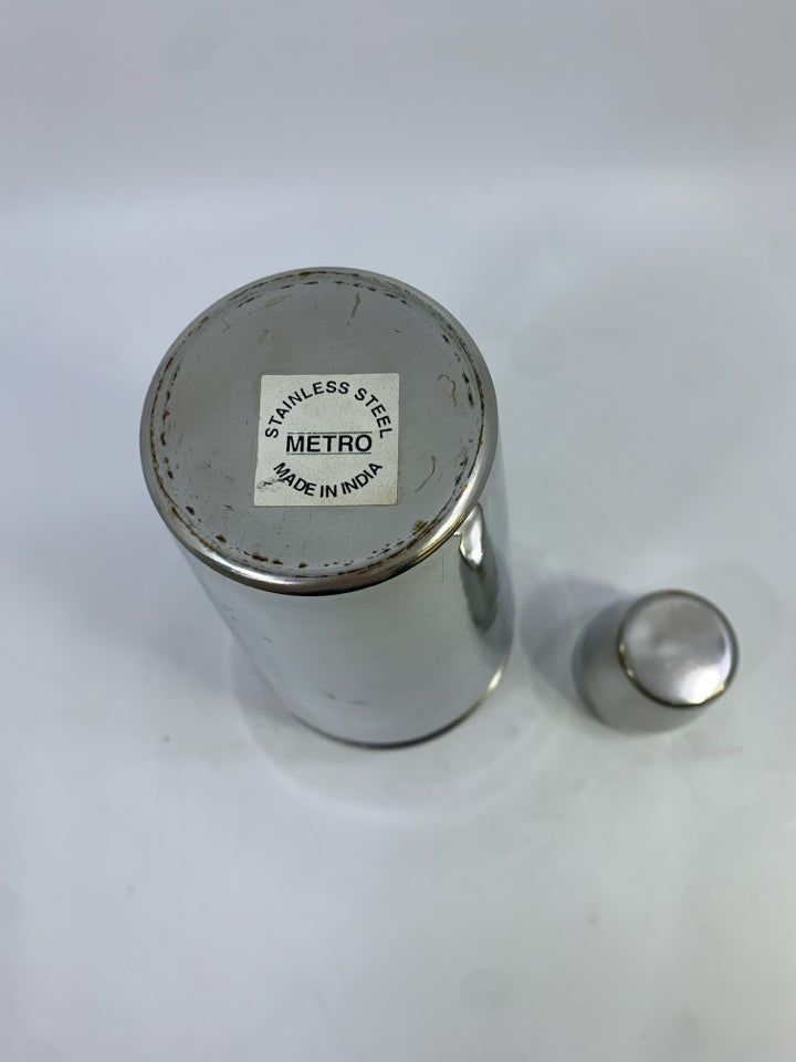 STAINLESS STEEL MARTINI SHAKER.