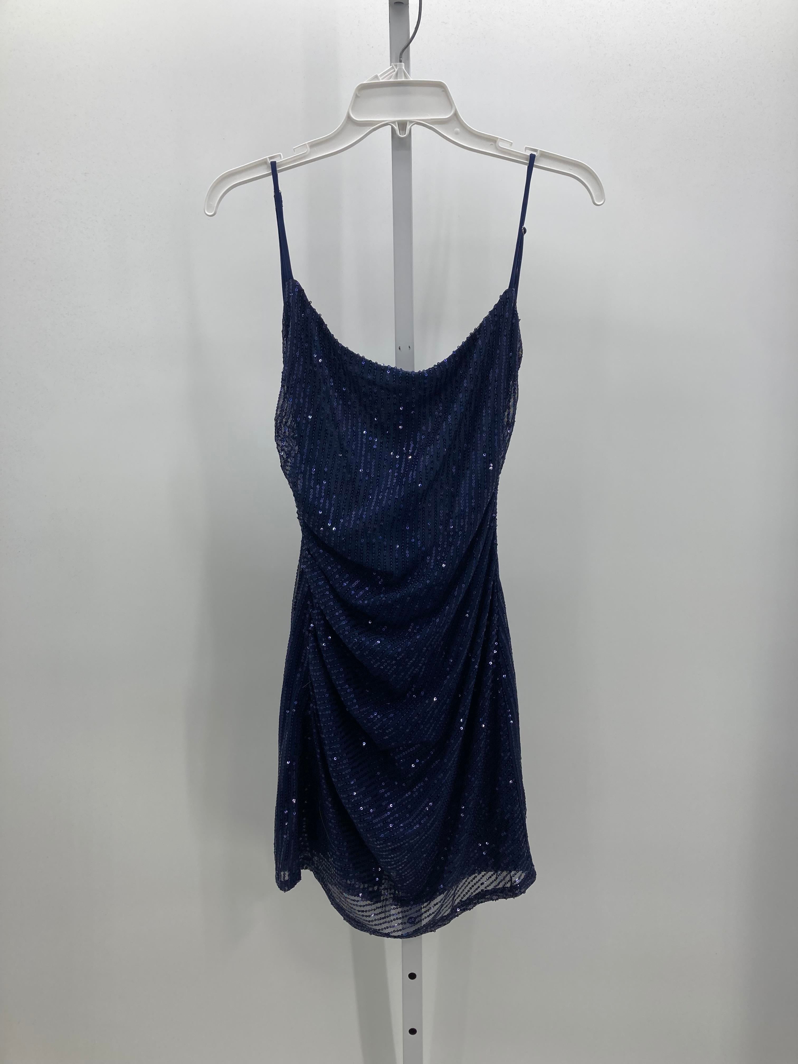 Size Large Juniors Sleeveless Dress