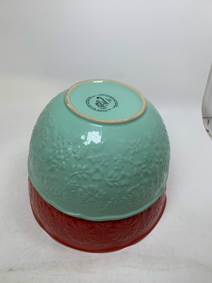 2 RED/TEAL EMBOSSED FLORAL NESTING MIXING BOWLS.