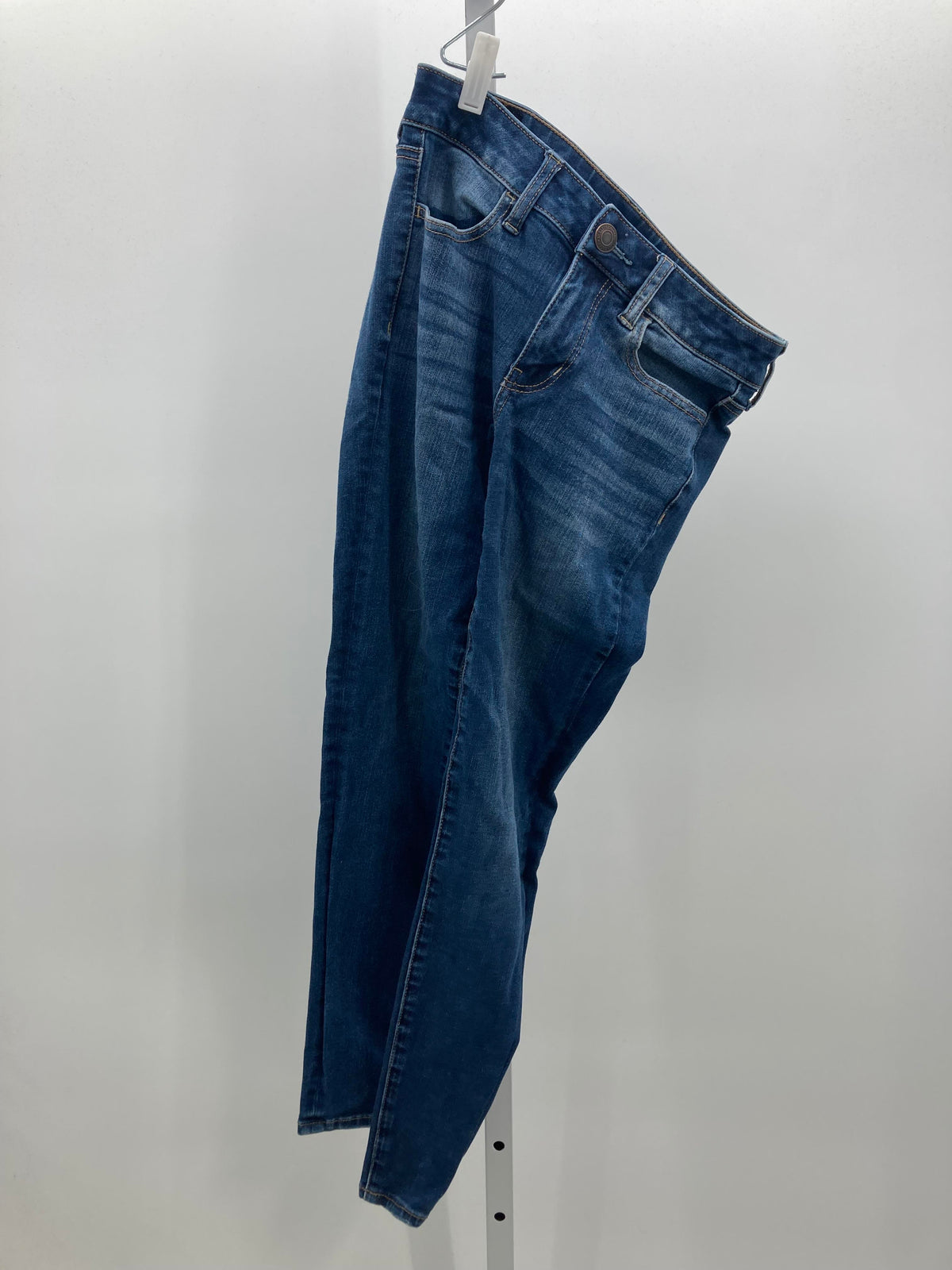 American Eagle Size 2 Short Juniors Jeans