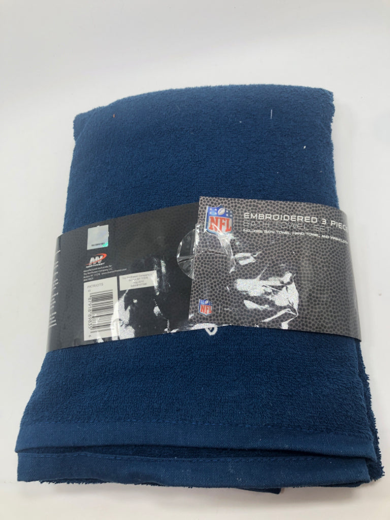 NIP 3PC PATRIOTS BATH TOWEL SET.