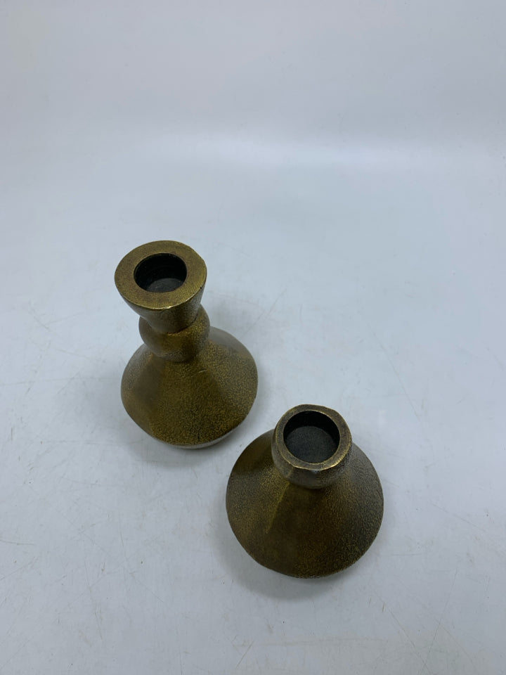 2 TEXTURED METAL TAPERED CANDLE HOLDERS.