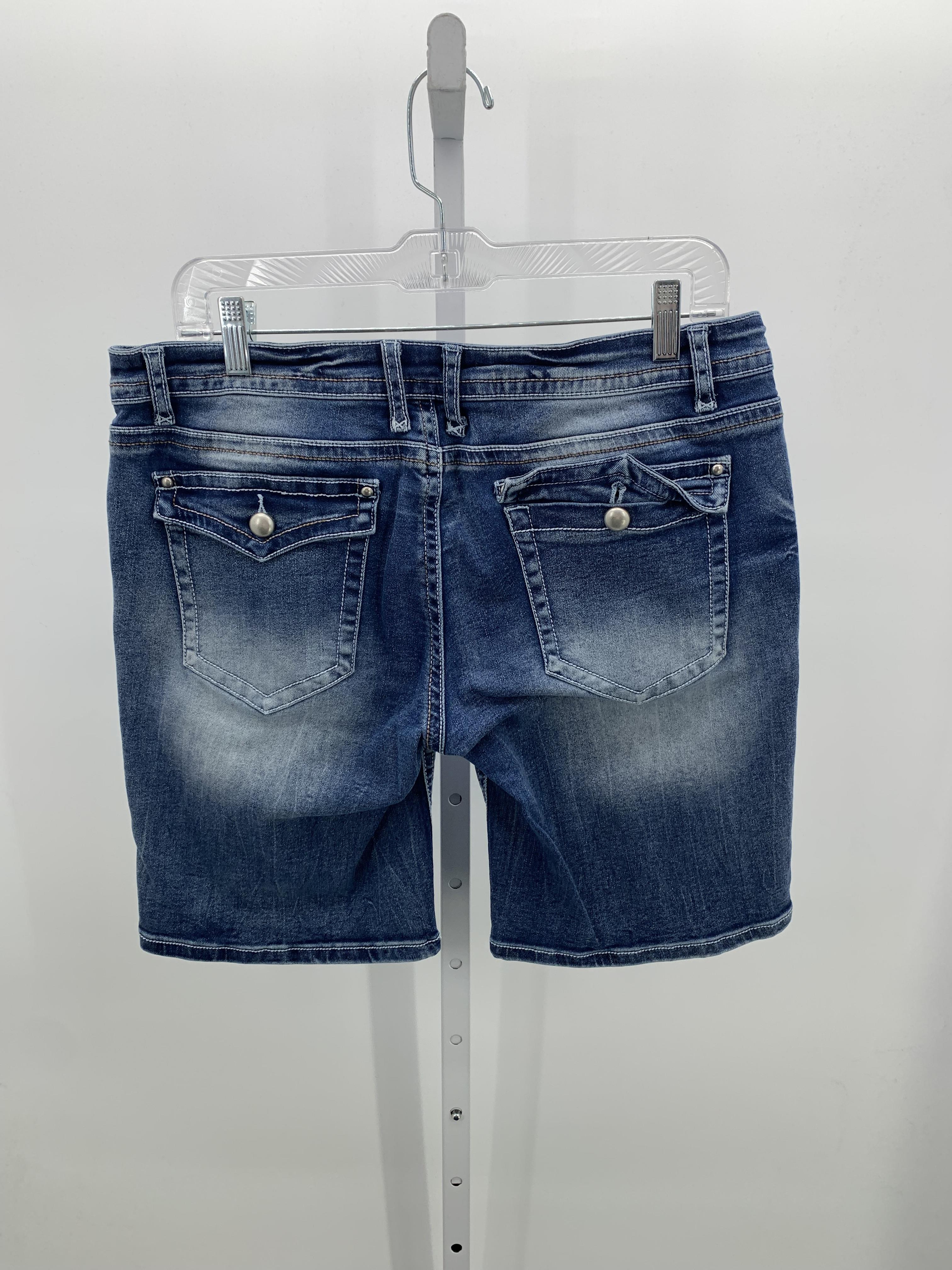 Size Extra Large Juniors Shorts