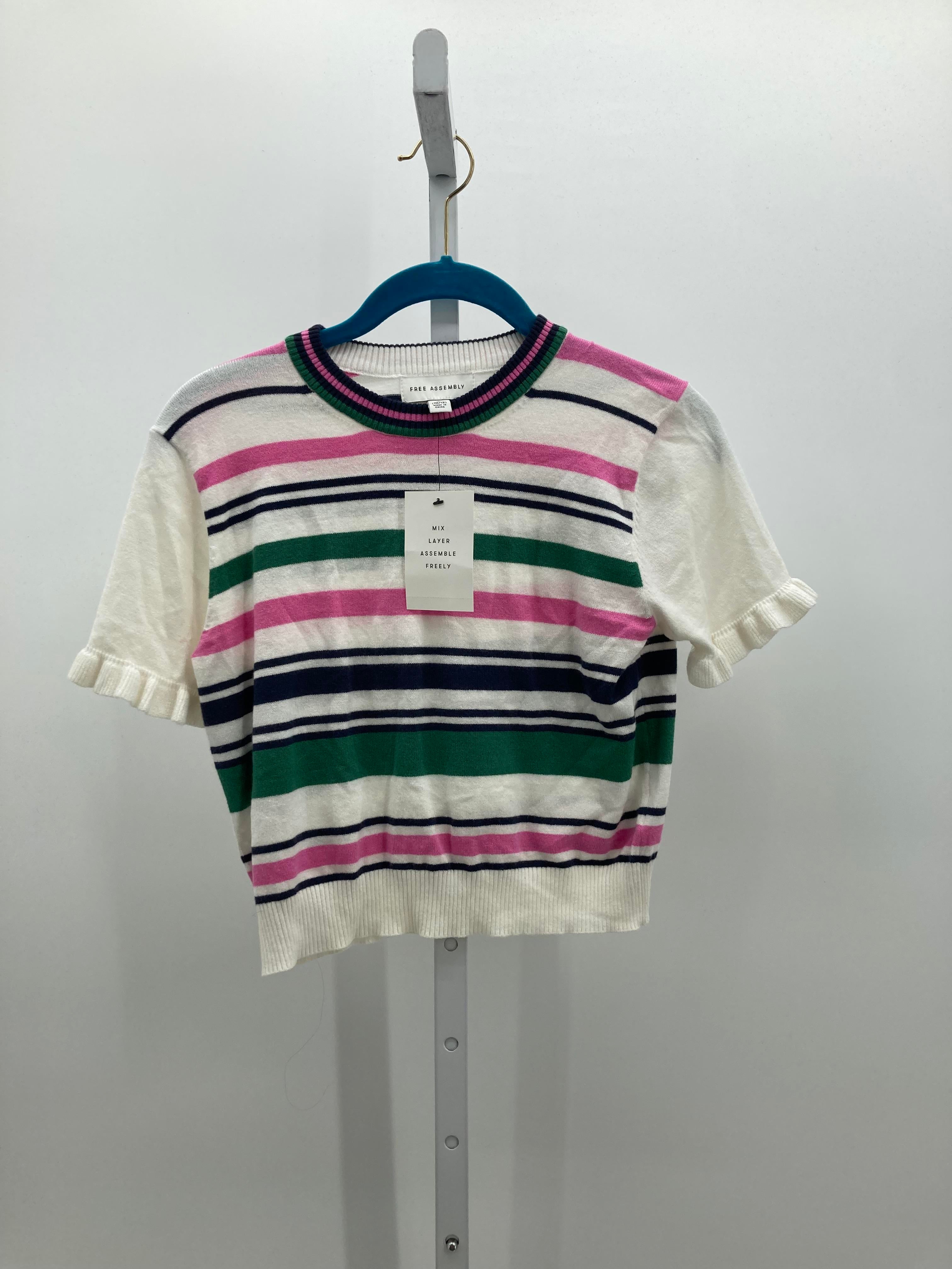 Free Assembly Size 10-12 Girls Short Sleeve Sweater