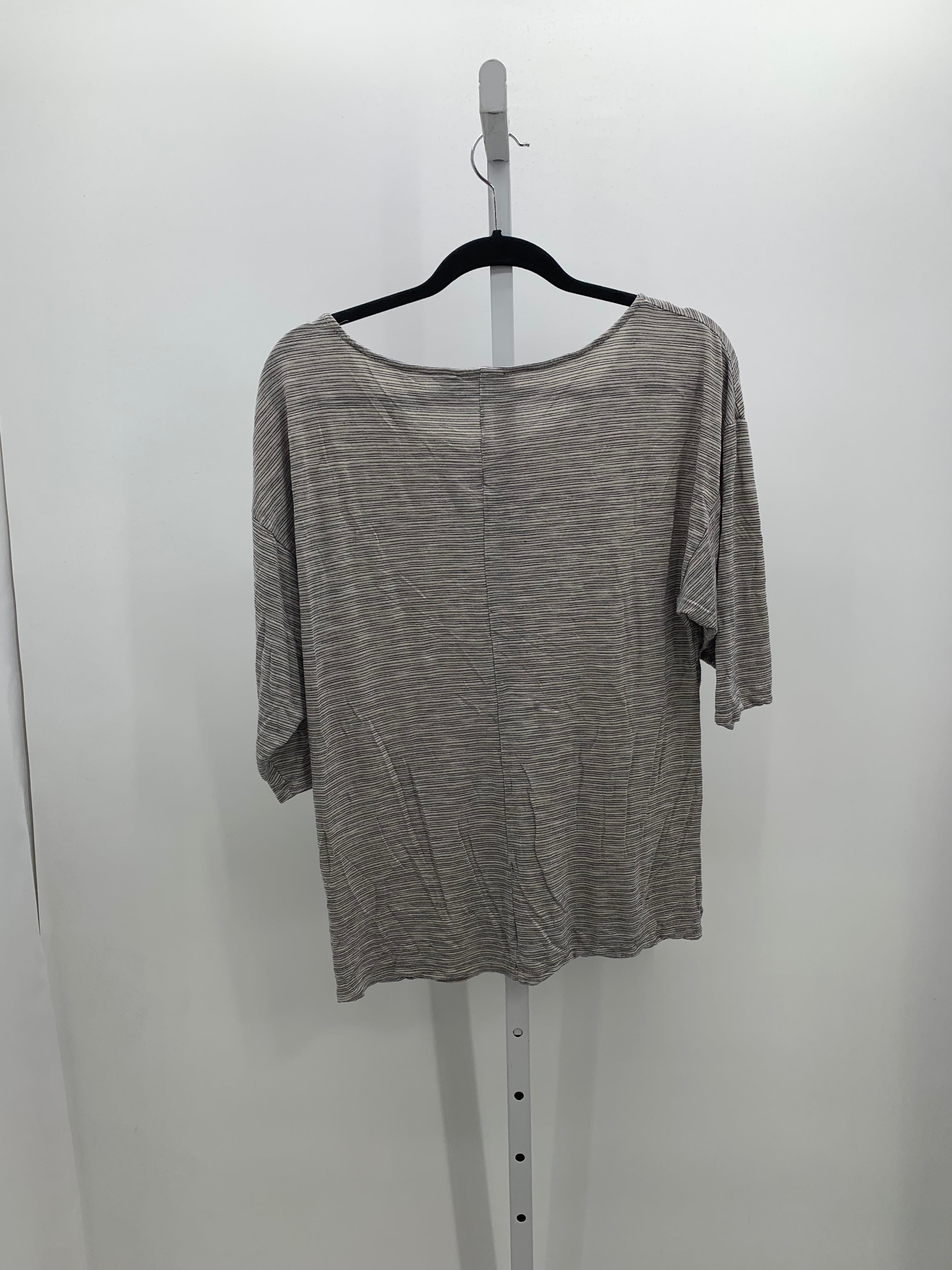The Limited Size Extra Large Misses 3/4 Sleeve Shirt