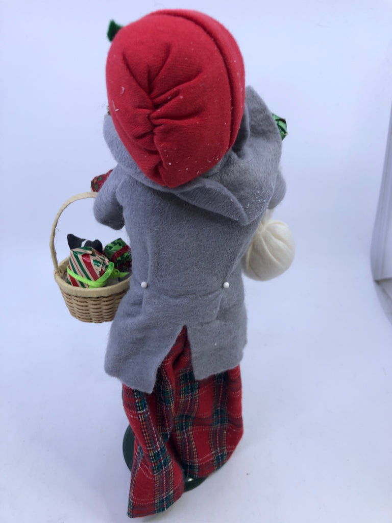 BYERS' CHOICE GRANDMA W TOYS-1996.