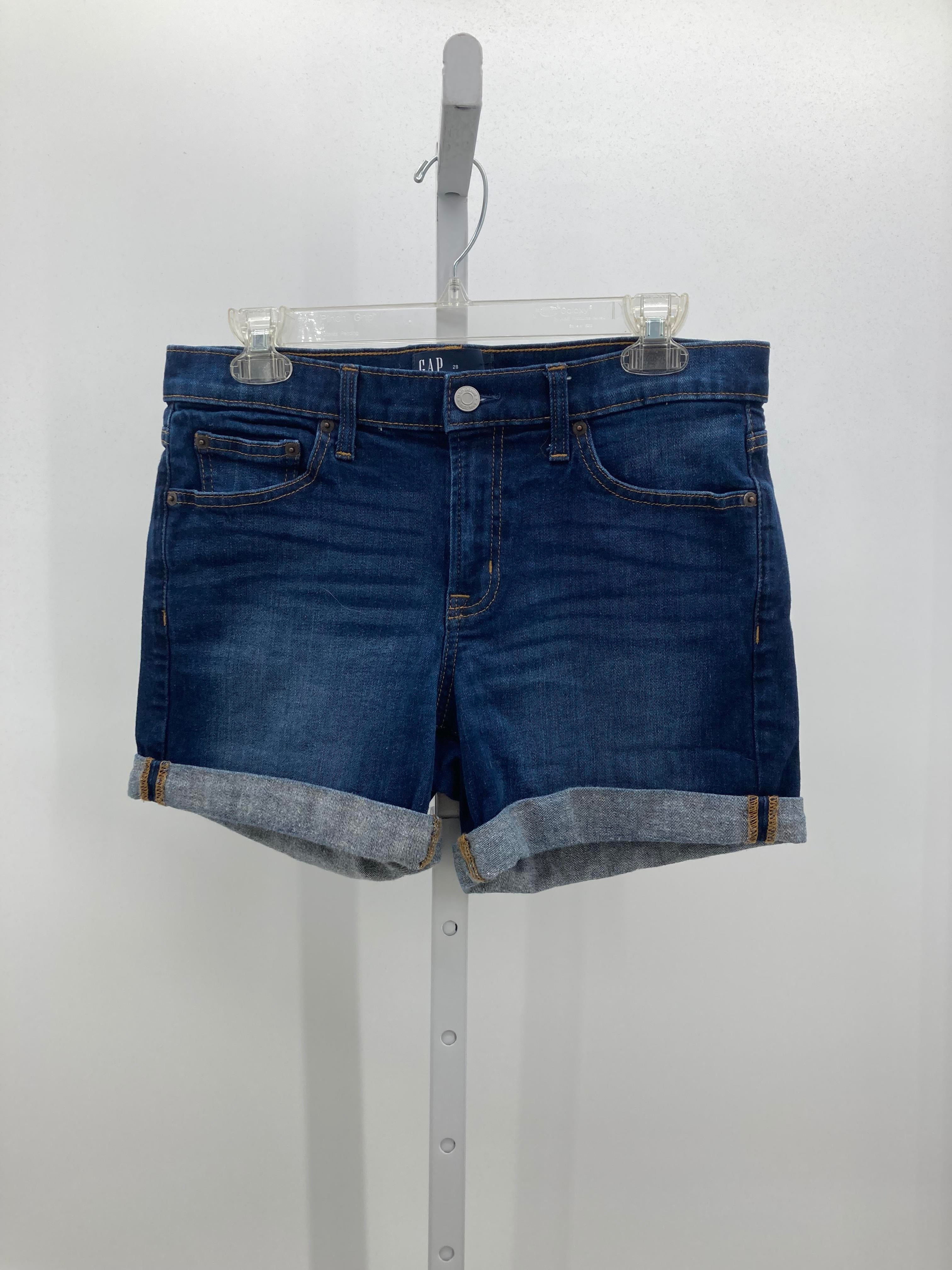 Gap Size 6 Misses Shorts
