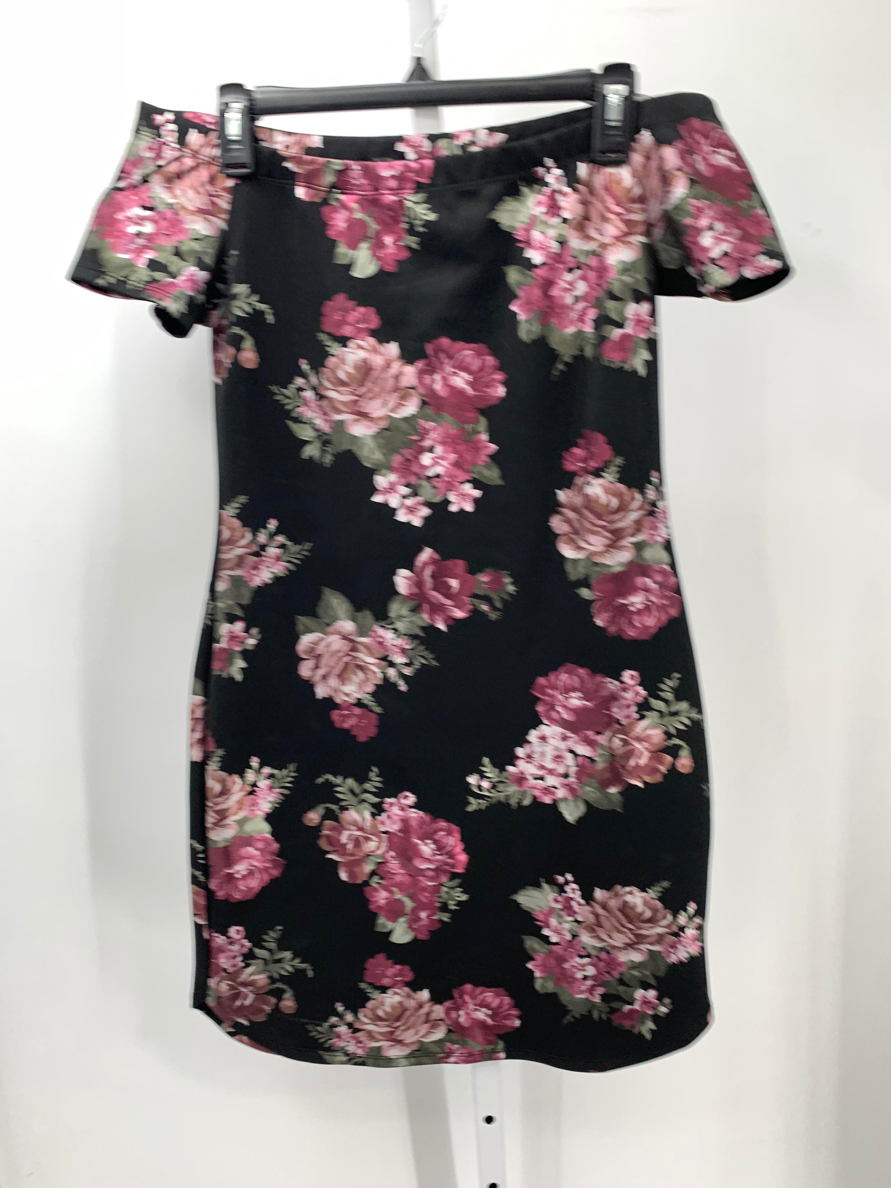 bailey blue Size Large Juniors Short Sleeve Dress