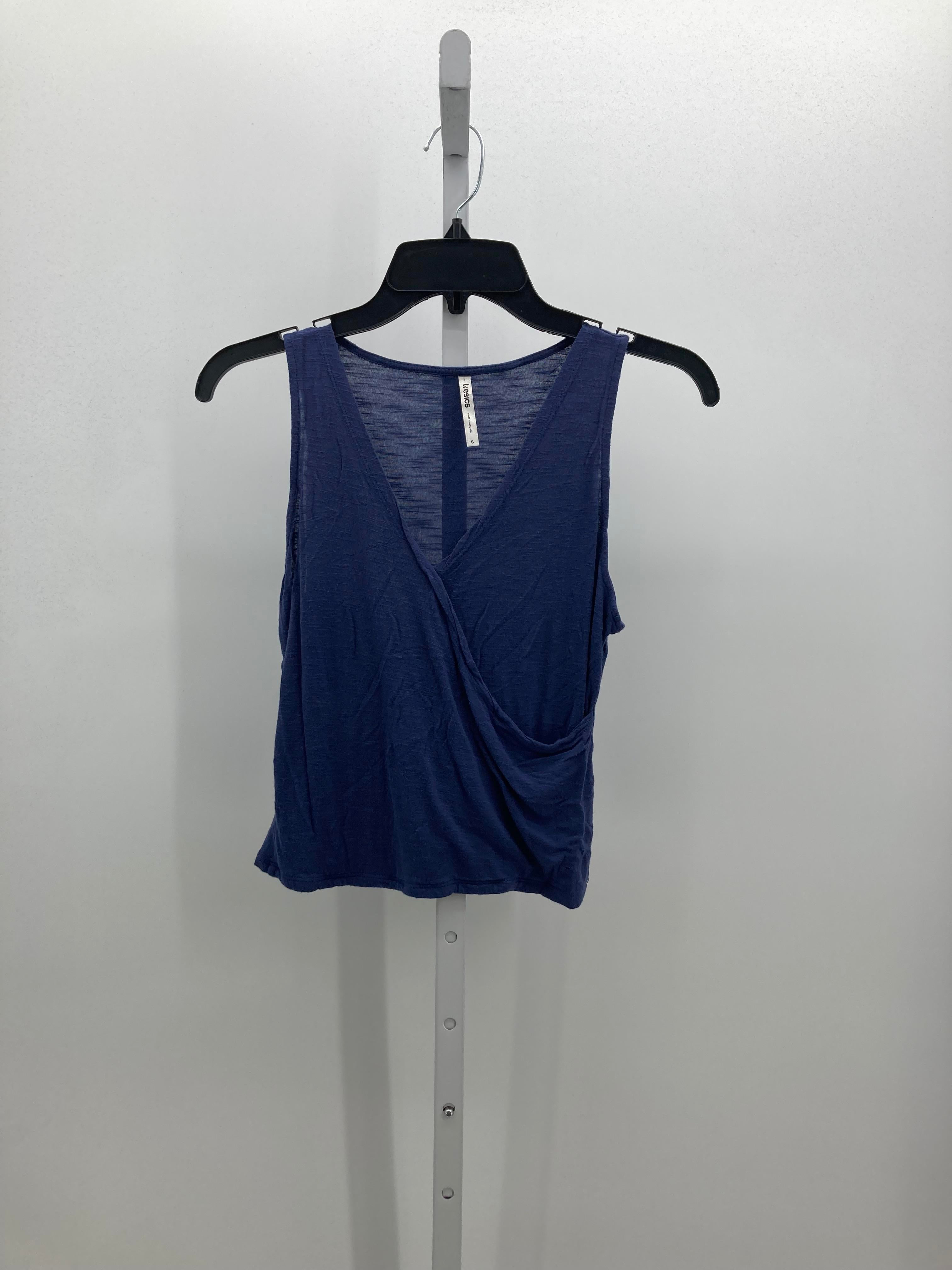 tresics Size Small Juniors Tank