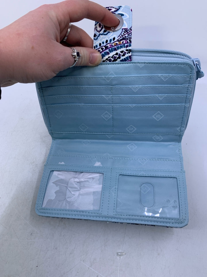 Vera Bradley RFID Turnlock Wallet Soft Sky Paislety- New With Tags