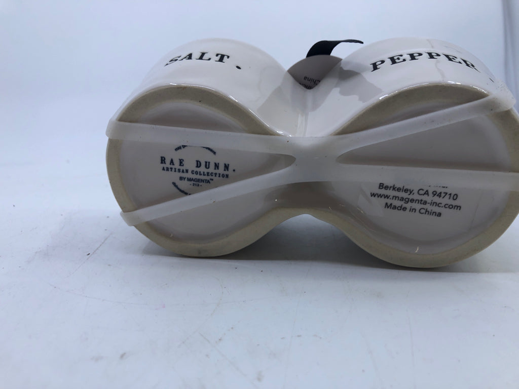 NIP SALT AND PEPPER HOLDER.