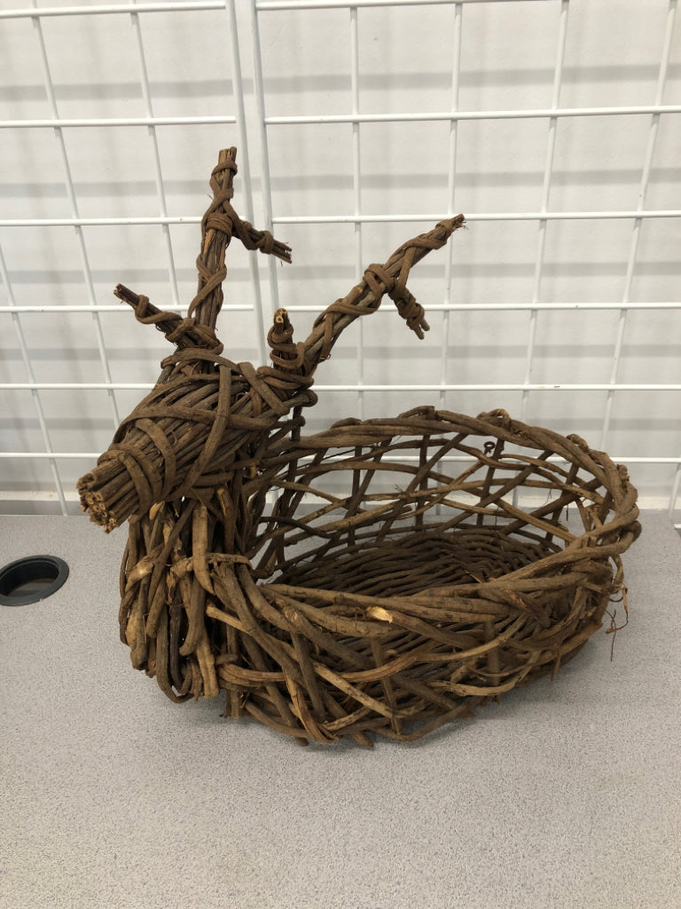 REINDEER BASKET.